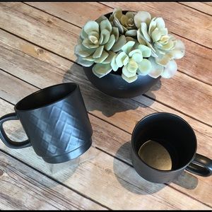 2 Starbucks 2013 Stackable Matte Mugs